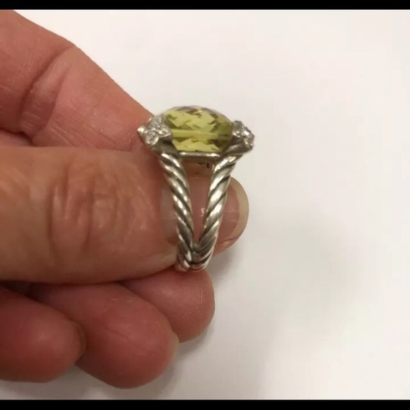 David Yurman Cushion on Point Ring - Picture 2 of 8